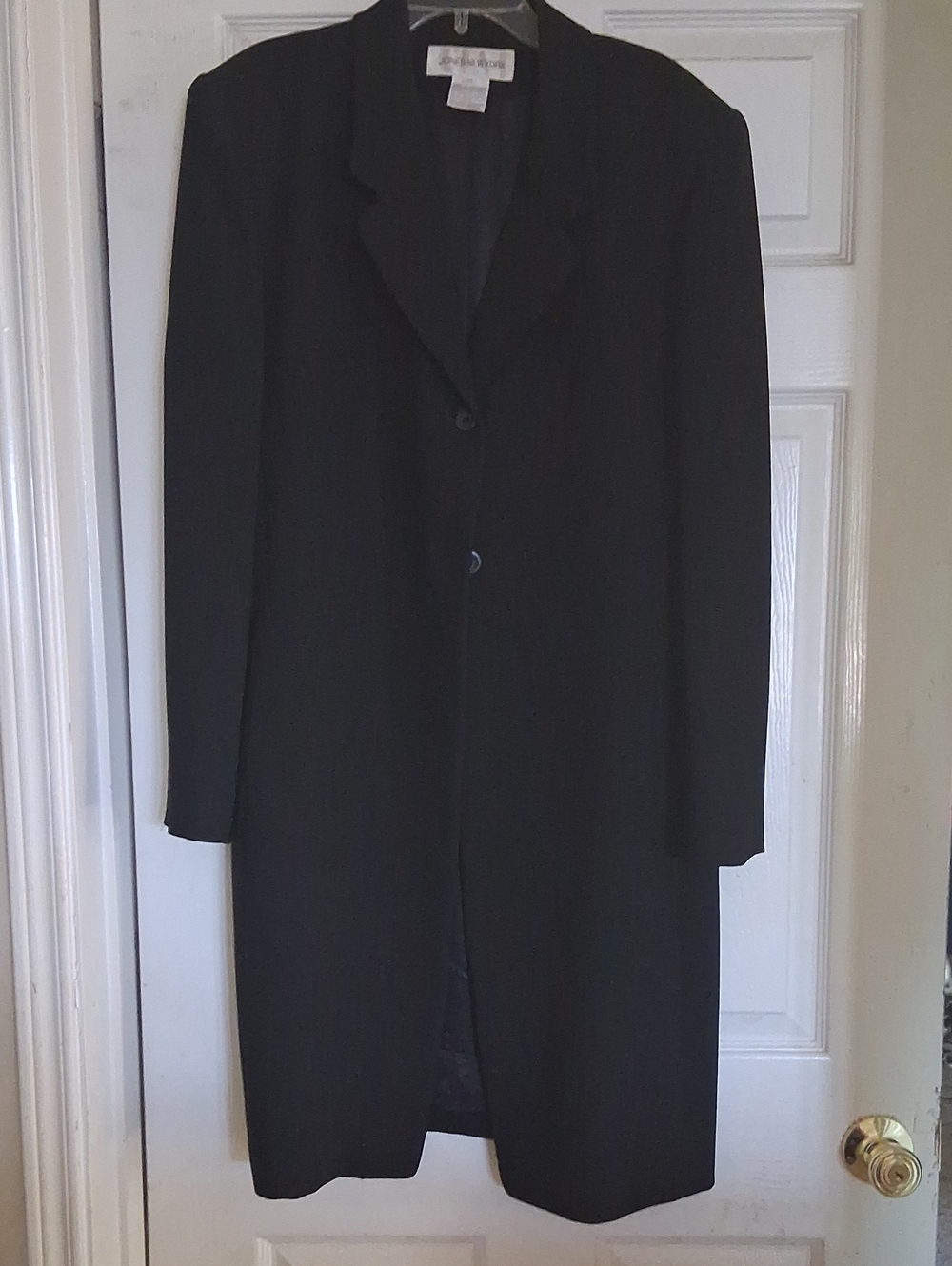 Classic Women's Overcoat - Unknown Brand